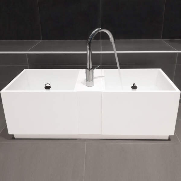 Corian foot basin | double basin - modularity